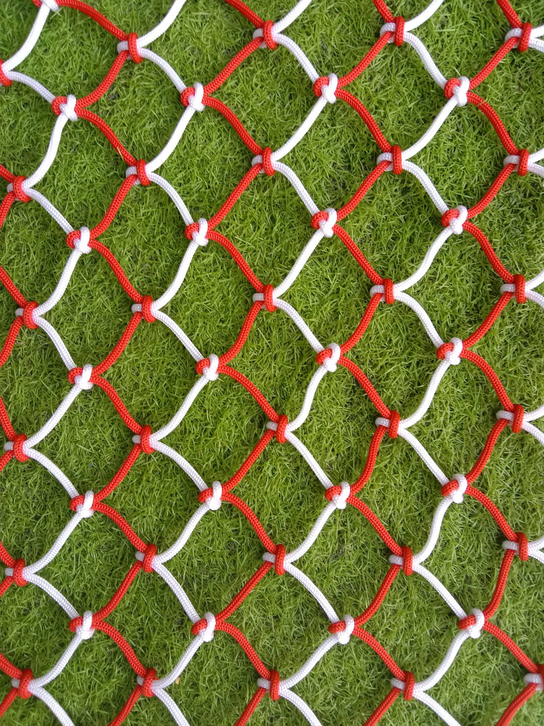 ตาข่ายกันตก ตาข่ายคลุมอ่างปลา ตาข่ายตกแต่ง สวยงาม ตาข่ายถักพร้อมร้อยขอบ จากเชือกพีพี ทำได้หลายขนาด