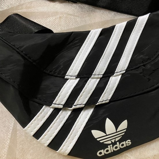 ♨️ กระเป๋าคาดดอก Adidas รุ่น azd