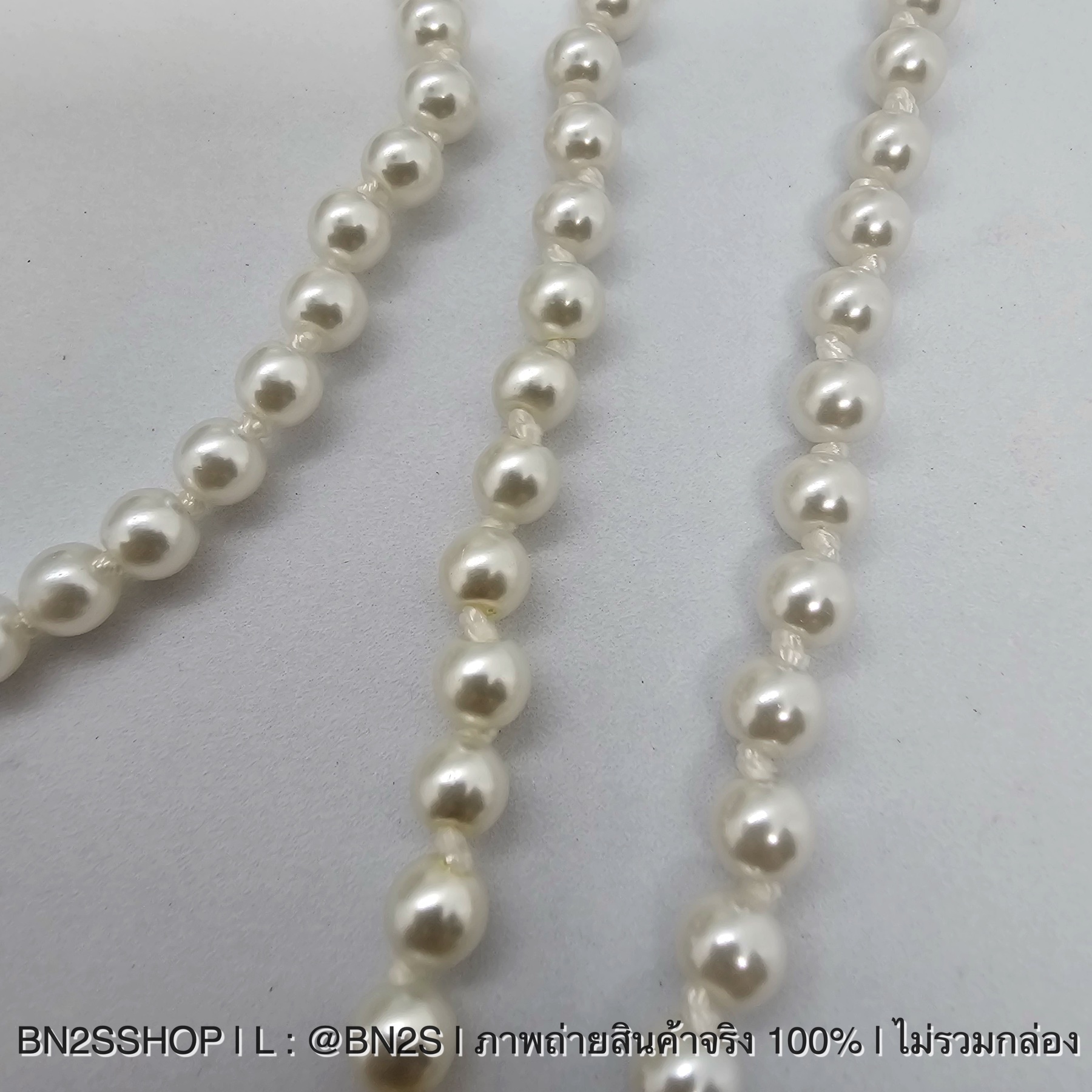 สีเงิน | Vivienne Westwood Lucrece Pearl Necklace สร้อยคอไข่มุก จี้ดาวเสาร์เข็มกลัด