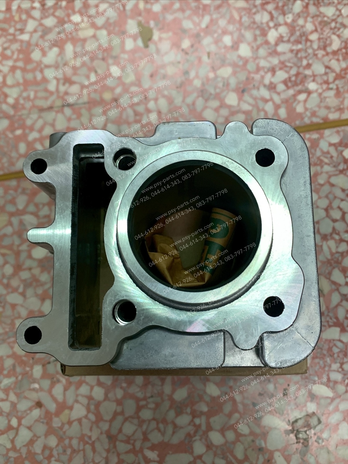 เสื้อสูบ FIORE, FILANO แท้ๆ 52B-E1311-00