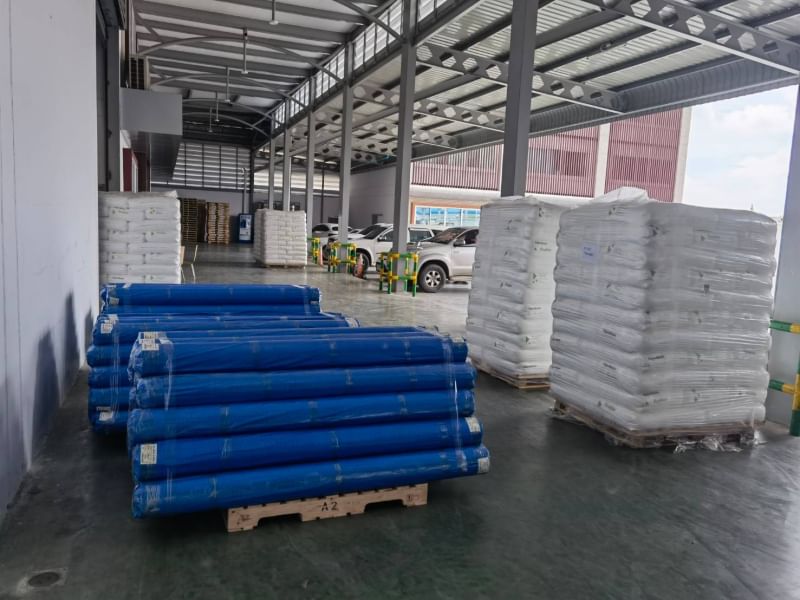 เมทชีท MeshSheet ผ้าใบก่อสร้าง ขนาด 1.8x5.1 m. มีความหนาให้เลือกหลายขนาด นำเข้าจากประเทศญีปุ่น ตาข่ายกันฝุ่น ตาข่ายก่อสร้าง มีหลายสีให้เลือก และหลายรุ่นความหนา