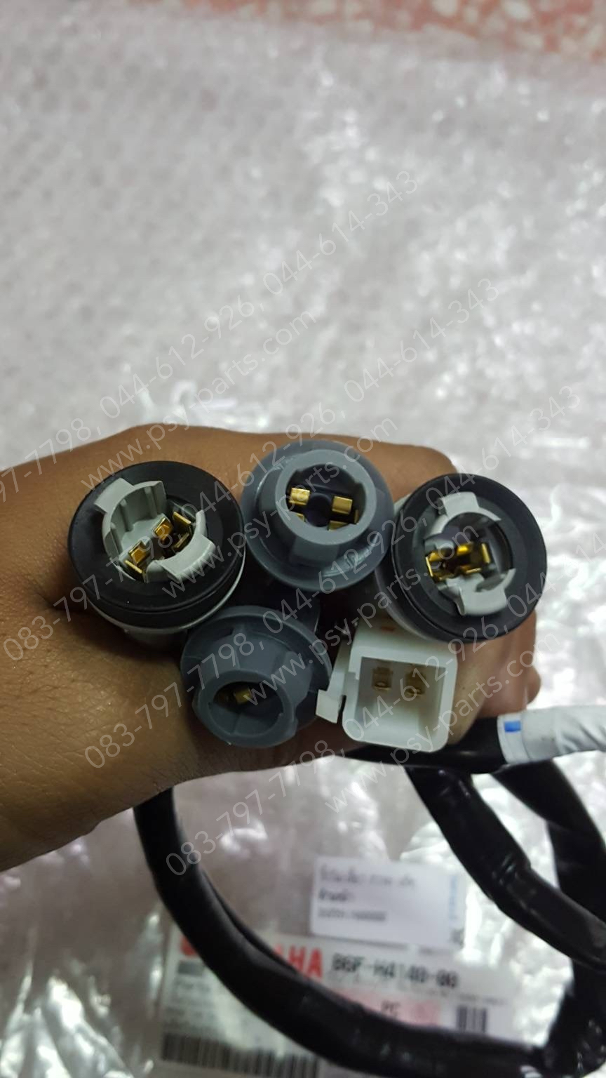 ขั้วไฟเลี้ยว FINN แท้ๆ ด้านหน้า B6F-H4140-00