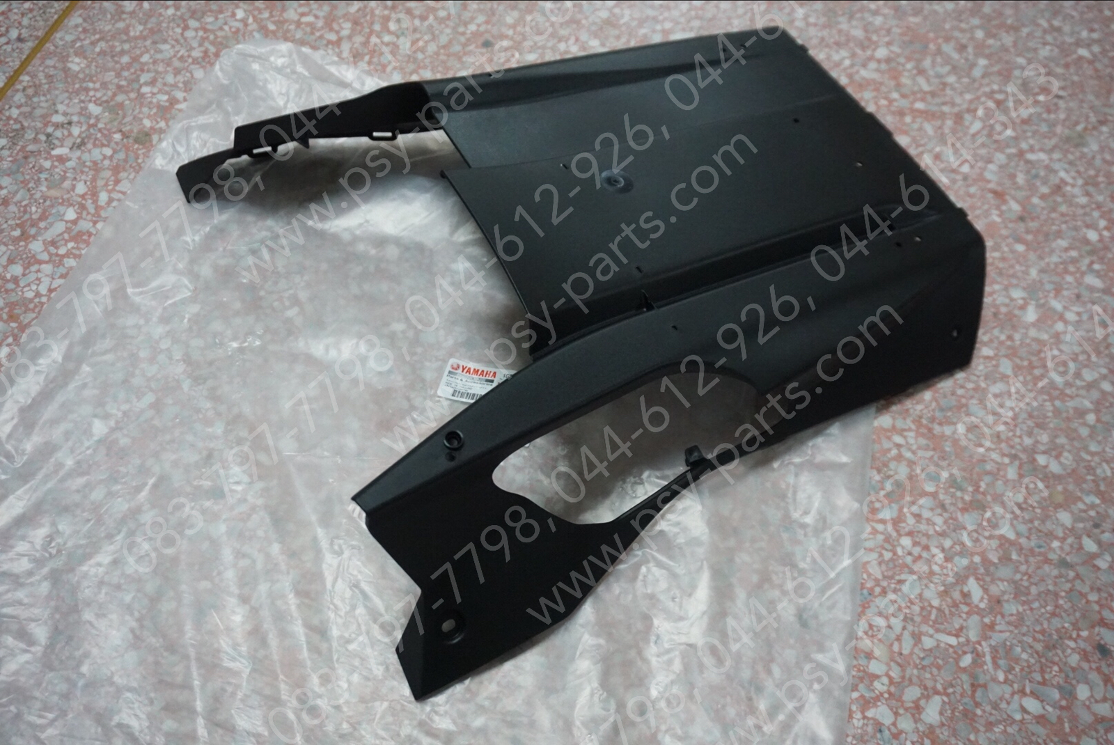 ฝาครอบใต้ท้องรถ TTX แท้ๆ สีดำ 1GS-F8385-00