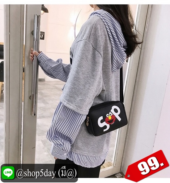 ⚡️ กระเป๋าสะพายข้าง Supreme ลาย Elmo ⚡️