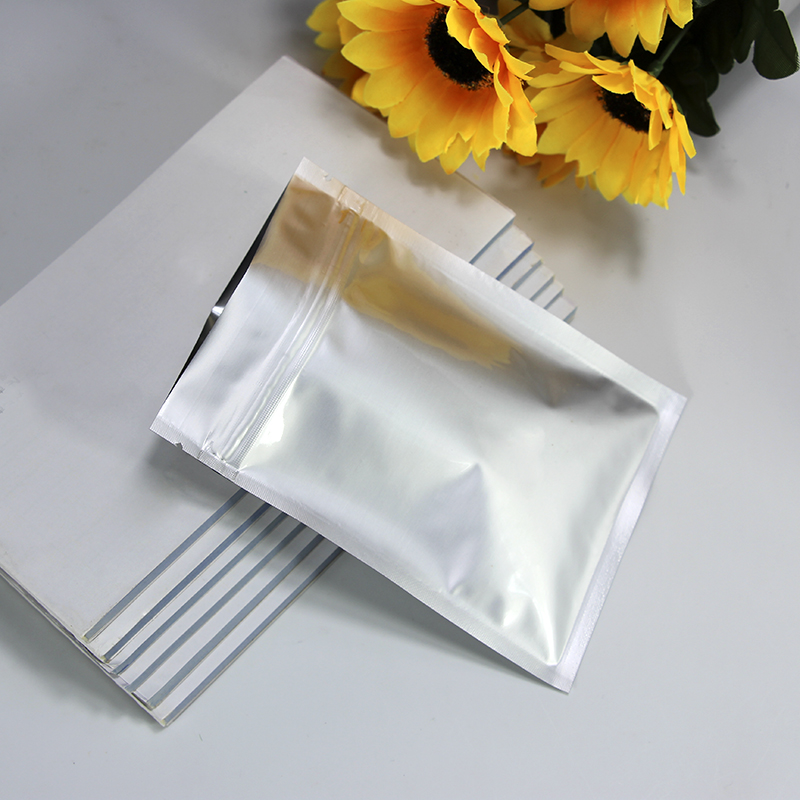 ถุงอลูมิเนียมฟอยด์ ก้นแบน แบบมีซิปล็อค