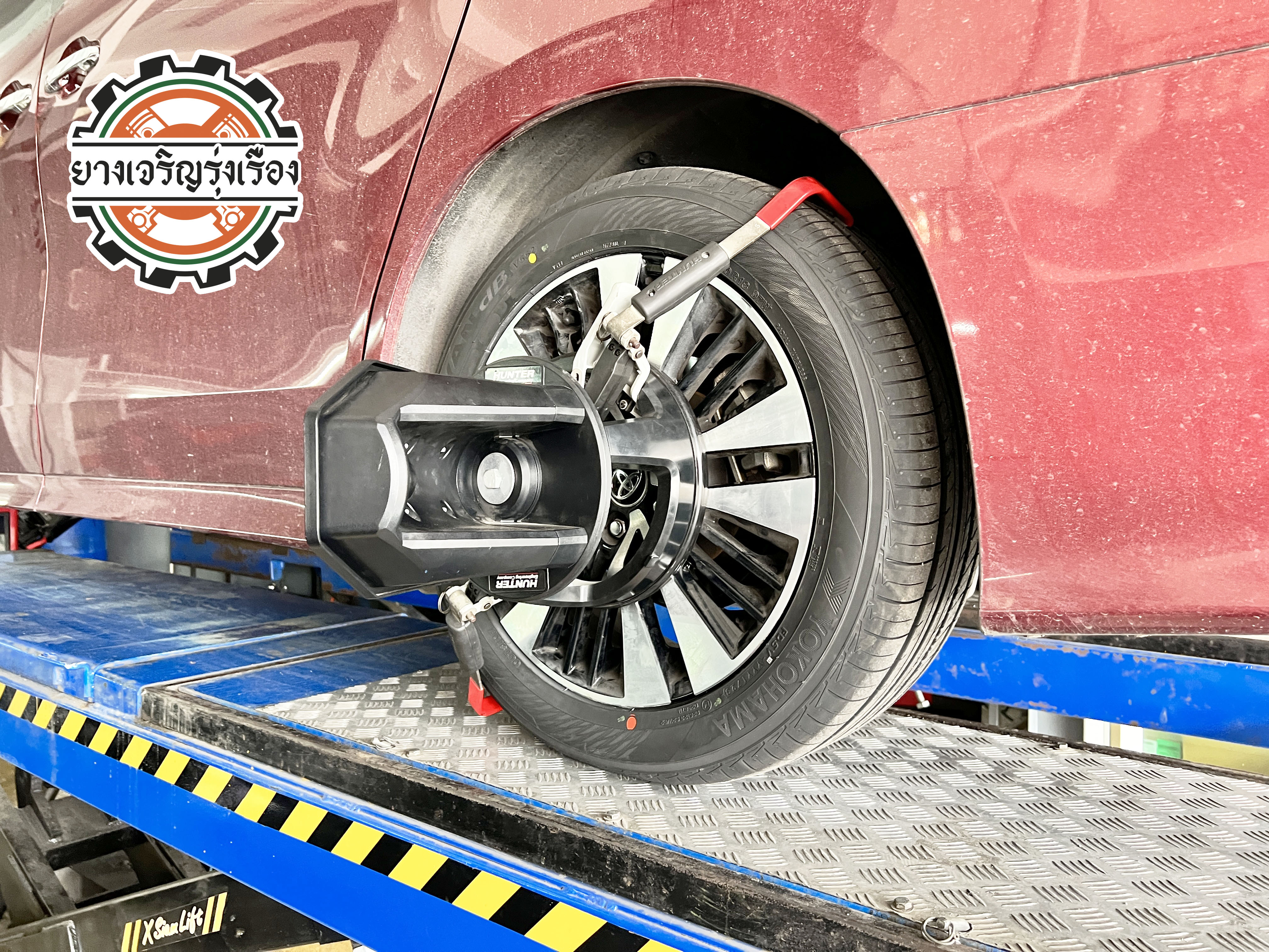 TOYOTA ALPHARDเข้ารับบริการเปลี่ยนยางรถยนต์ ขอยางคุณภาพเยี่ยม ผลิตญึ่ปุ่น ☄️YOKOHAMA ADVAN dB ขนาด 235/50R18 𝙊𝙪𝙧 𝙎𝙚𝙧𝙫𝙞𝙘𝙚 บริการทางร้านเรารับทำอะไรบ้าง 🔧 ติดตั้งยางแบบไร้รอย 100% 🔧 บริการสลับยาง ตามอายุ 🔧 มียางรถยนต์ทุกยี่ห้อให้เลือกซื้อ 🔧 เช็คช่วงล่าง แก้ปัญหาให้ตรงจุด 🔧 บริการล้างลิ้นปีกผีเสื้อ 🔧 บริการเช็คระยะรถยนต์ 🔧 เปลี่ยนถ่ายของเหลวทั้งระบบ 🔧 ตั้งศูนย์ด้วยเครื่อง HUNTER นำเข้าจาก USA สอบถามข้อมูลเพิ่มเติม หรือนัดหมายเข้ารับบริการ Tel : 08-6569-1915 Tel : 08-6544-5963 Line id : @88rw Tiktok : https://www.tiktok.com/@88rwycrr Youtube : https://youtube.com/@88rw Facebook : https://www.facebook.com/88rwtire Location : https://goo.gl/maps/HrNUAZXPN94KvxZ98?coh=178573&entry=tt #รถยนต์มีปัญหาไม่รู้ต้องแก้ตรงไหน ทางเรายินดี ตรวจหาปัญหาและหาวิธีแก้ บอกลูกค้าก่อนลงมือทำเสมอราคาเป็นธรรมไม่เอาเปรียบ สบายใจคุณลูกค้า ---------------------------------- ดูแลให้คำปรึกษาทุกปัญหาคาใจ ไม่ทิ้งลูกค้า มีบริการหลังการขาย 【ให้ผู้เชี่ยวชาญของเรา ดูแลรถคุณ】 ร้านยางเจริญรุ่งเรือง ยินดีต้อนรับครับ ---------------------------------- #โช๊คอัพรถยนต์ #monroe #yss #kayaba #profender #ร้านยางเจริญรุ่งเรือง #นนทบุรี #งามวงศ์วาน #amsfix #บริการช่วงล่างรถยนต์ #ซ่อมบำรุงช่วงล่าง #เซทอัพโช๊คอัพรถยนต์