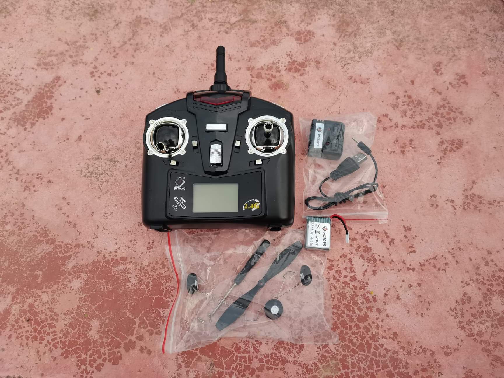 เครื่องบินบังคับวิทยุ แบบฝึกบินเทรนเนอร์ WL-TOYS F949 3CH MINI CESSNA 2.4GHZ สินค้าชุดพร้อมเล่น บินง่ายมากๆ