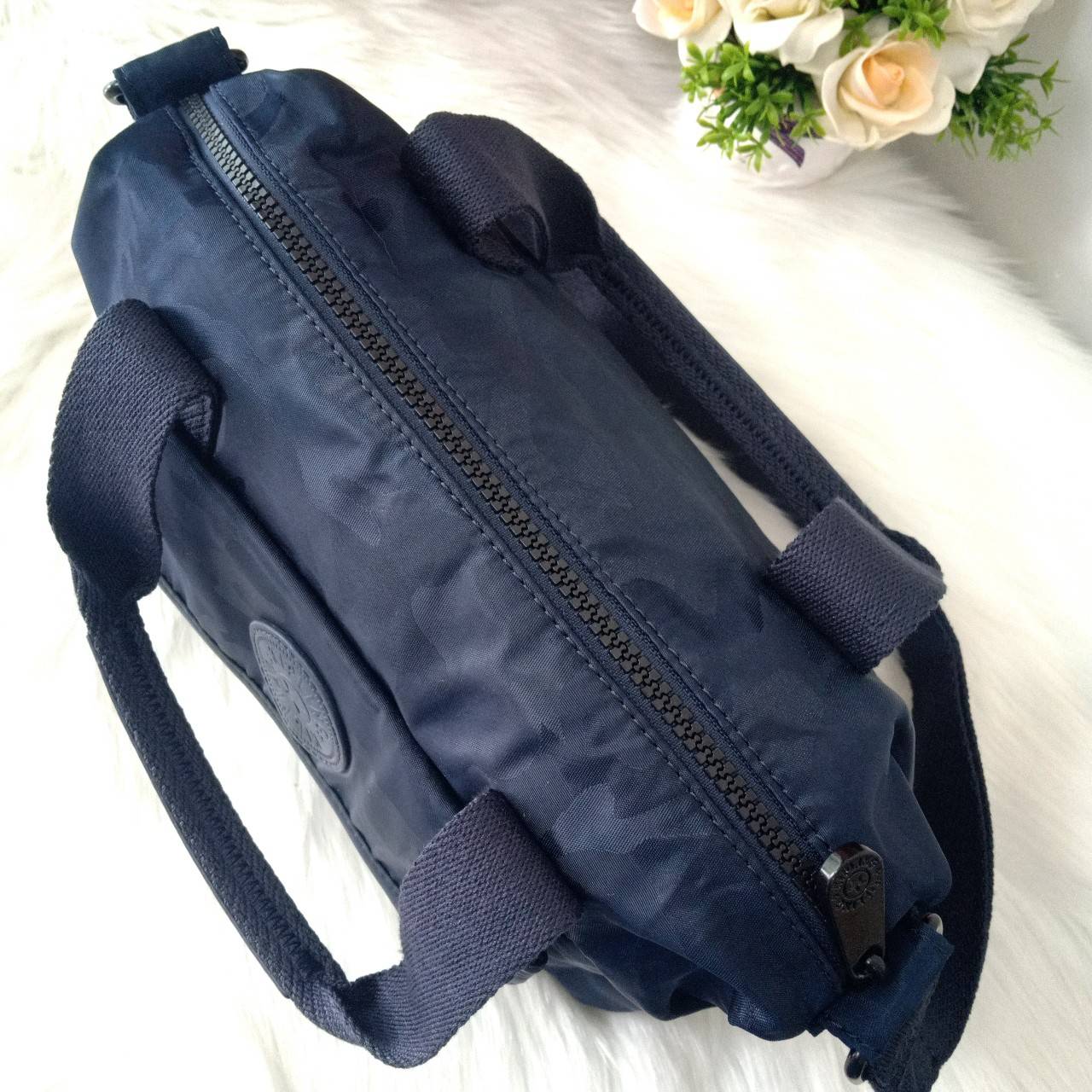 KIPLING BRYNNE Satin Camo กระเป๋าถือ สะพายข้าง