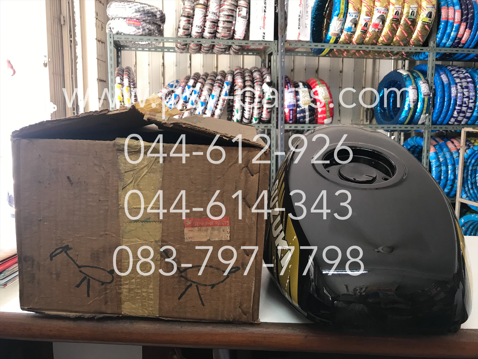 ถังน้ำมัน FLASH แท้ๆ สีดำ 44100-38D50-376T
