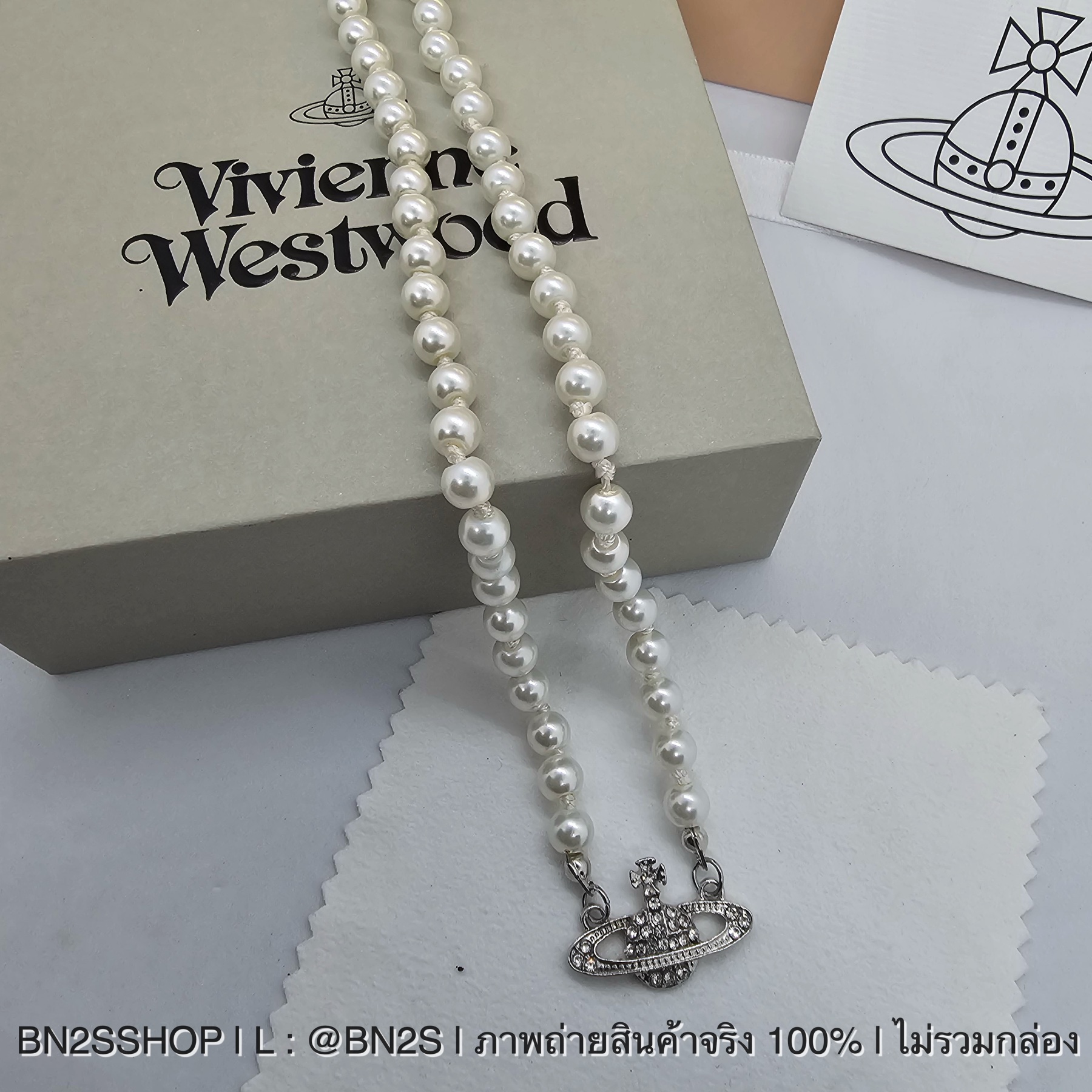 สีเงิน | Vivienne Westwood Mini Bas Pearl Chocker สร้อยคอไข่มุกวิดวียน จี้ดาวเสาร์ฝังเพชร รุ่นนี้ขายดีสุด ต้องมีเลย