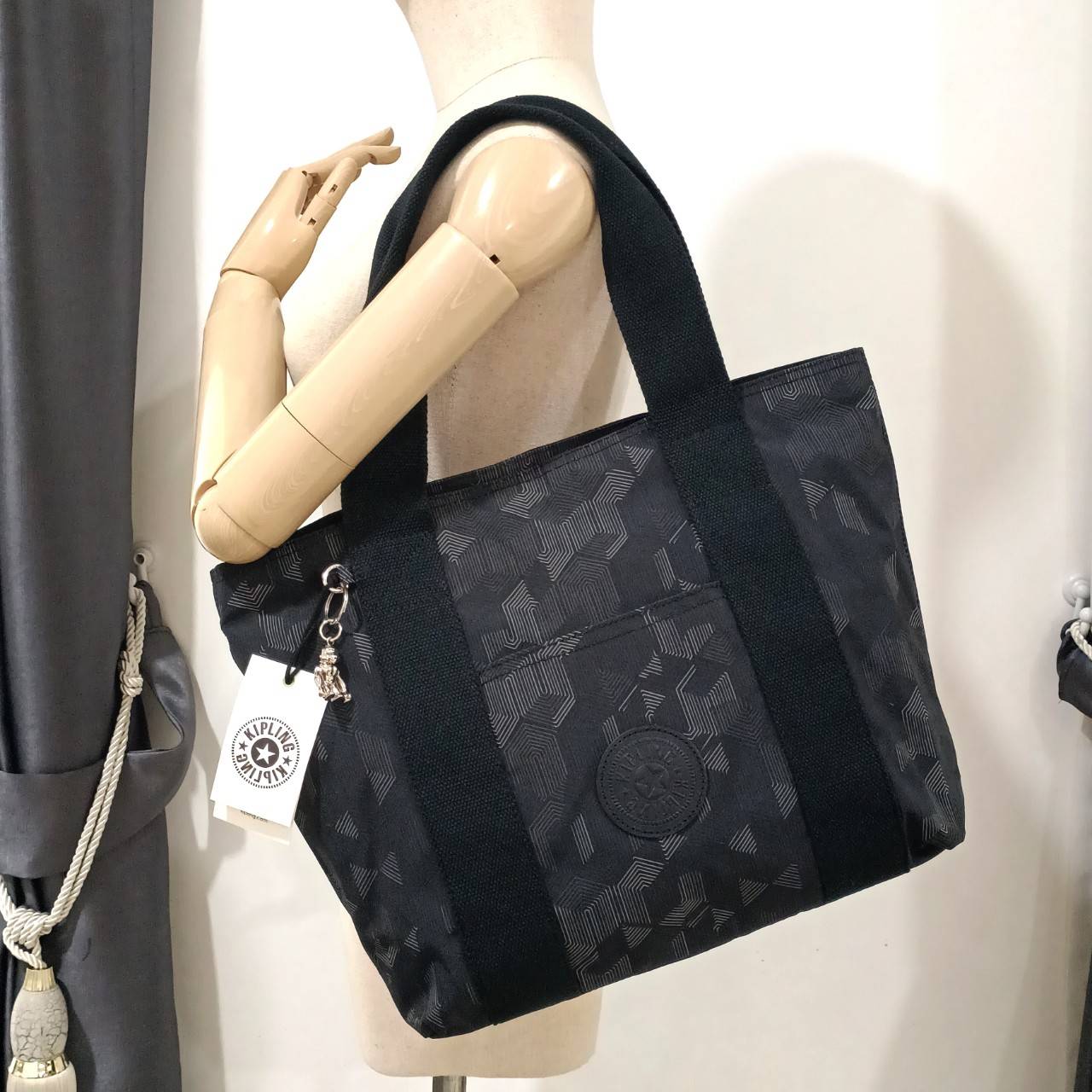 กระเป๋า Kipling ของแท้ สะพายข้าง Tote รุ่น Era S คิบลิง คิบลิ้ง