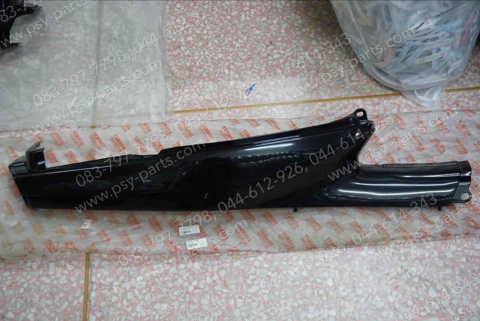 ฝาครอบข้างขวา Y 100, BELLE-RM แท้ๆ สีดำ 2JH-F1741-00-33