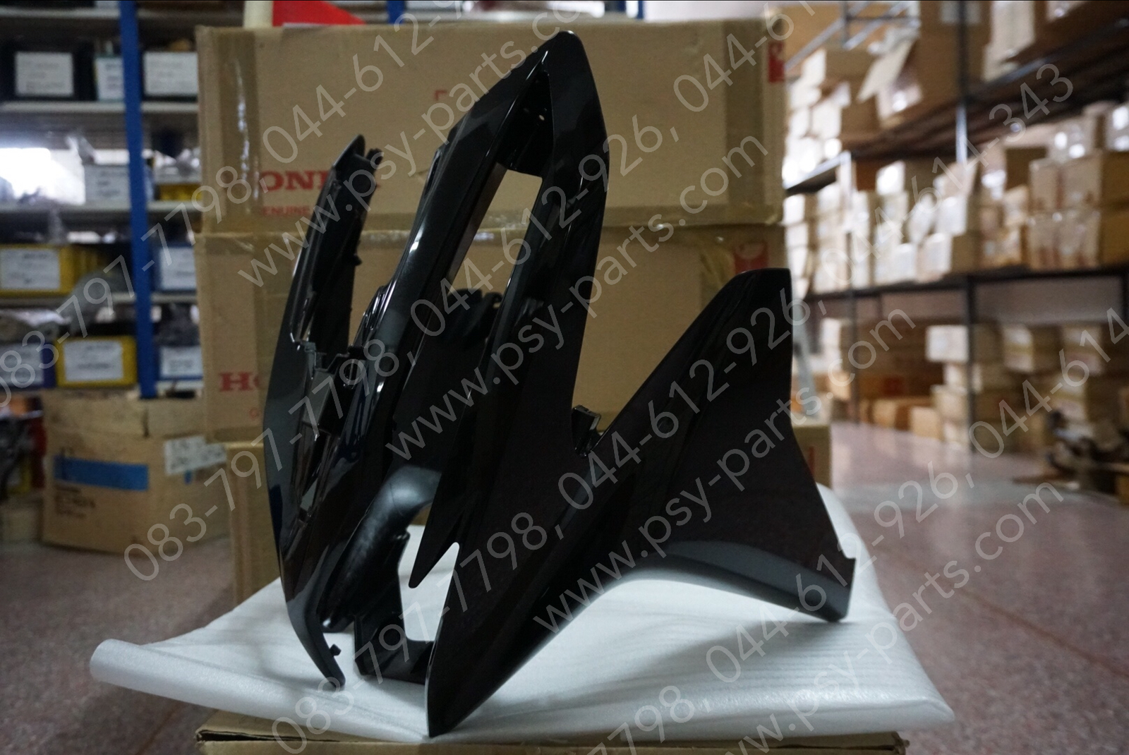 หน้ากากไฟหน้า CLICK 125-I แท้ๆ สีดำเงา (A35) 64301-KZR-700ZE