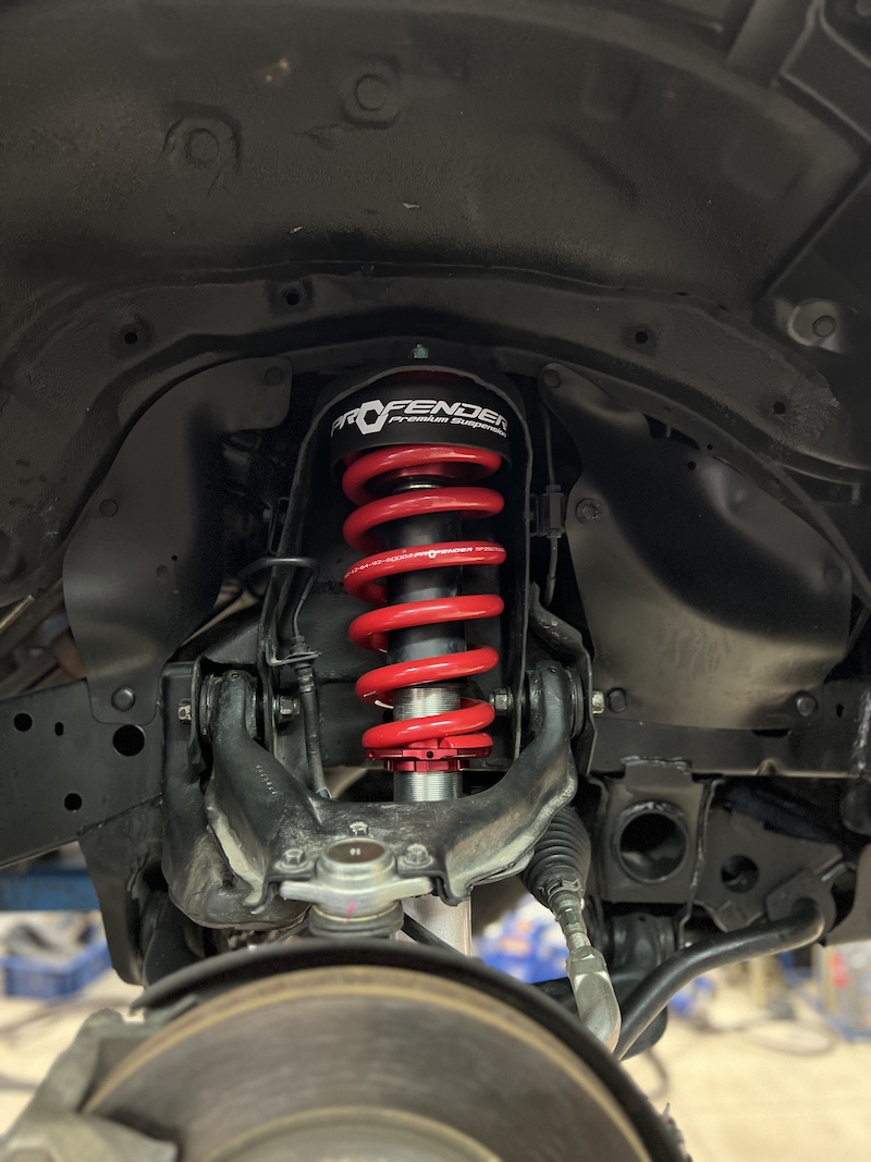 ติดตั้งโช้คอัพ Profender Hybrid Set (Queen Series คู่หน้า และ Monotube Subtank คู่หลัง) สำหรับ Mitsubishi Pajero ที่ร้านยางเจริญรุ่งเรือง นนทบุรี ติดตั้งโช้คอัพ Profender Hybrid Set (Queen Series คู่หน้า และ Monotube Subtank คู่หลัง) สำหรับ Mitsubishi Pajero ที่ร้านยางเจริญรุ่งเรือง นนทบุรี