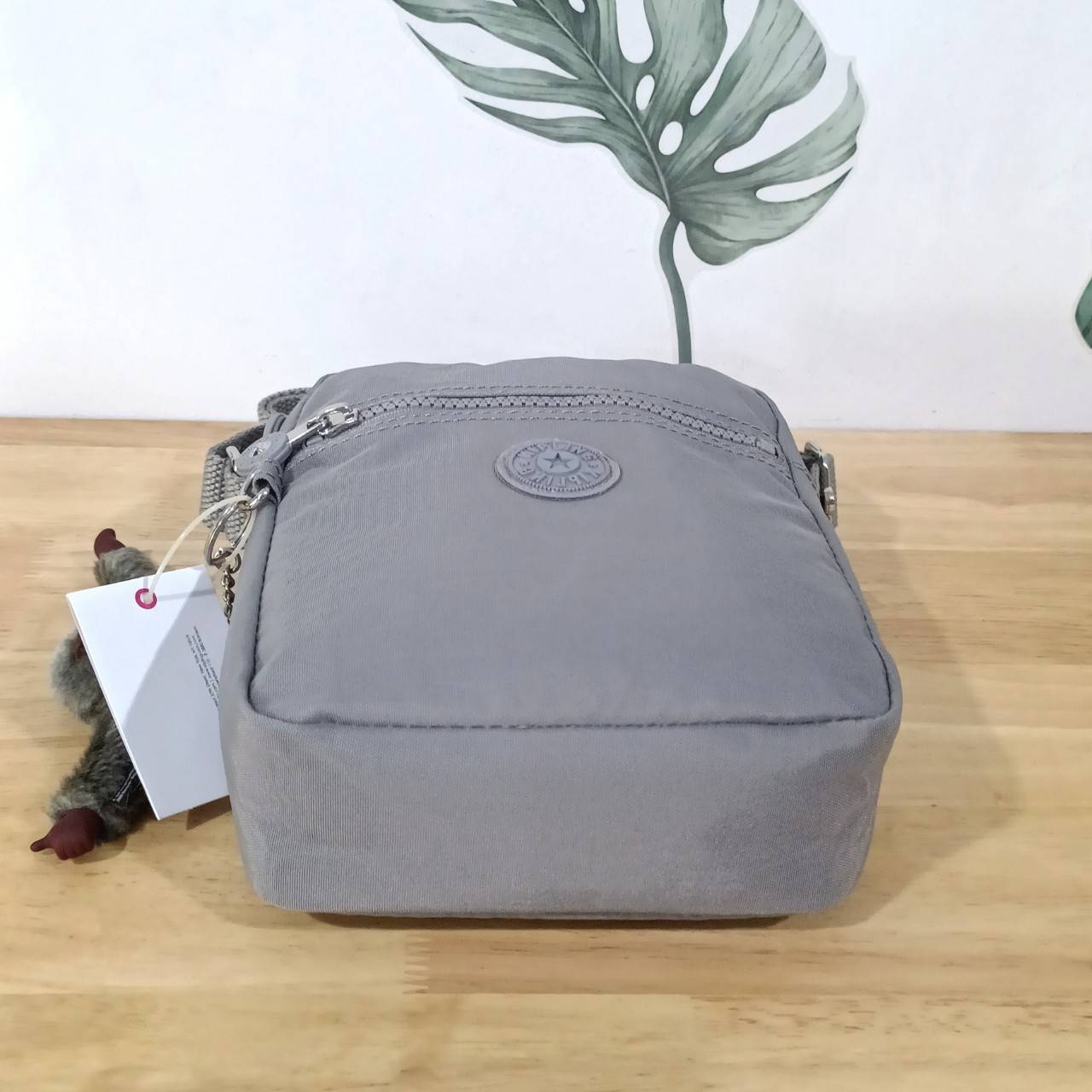 กระเป๋า KIPLING Unisex คิปลิ้ง ไนล่อน K23511 ของแท้ outlet