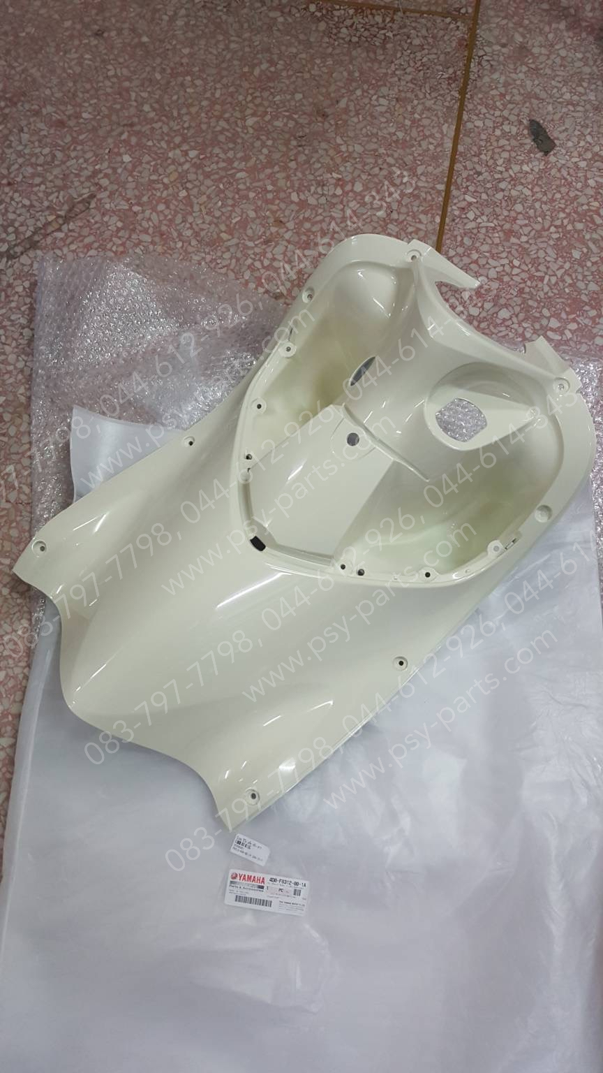 บังลม FINO, FINO/11 แท้ๆ หลัง-สีขาว 4D0-F8312-00-1A