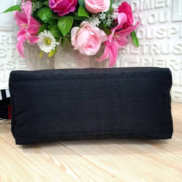 กระเป๋าสะพายkipling ผ้าไนล่อน คิปลิ้ง กระเป๋าคิปริ้ง outlet แท้