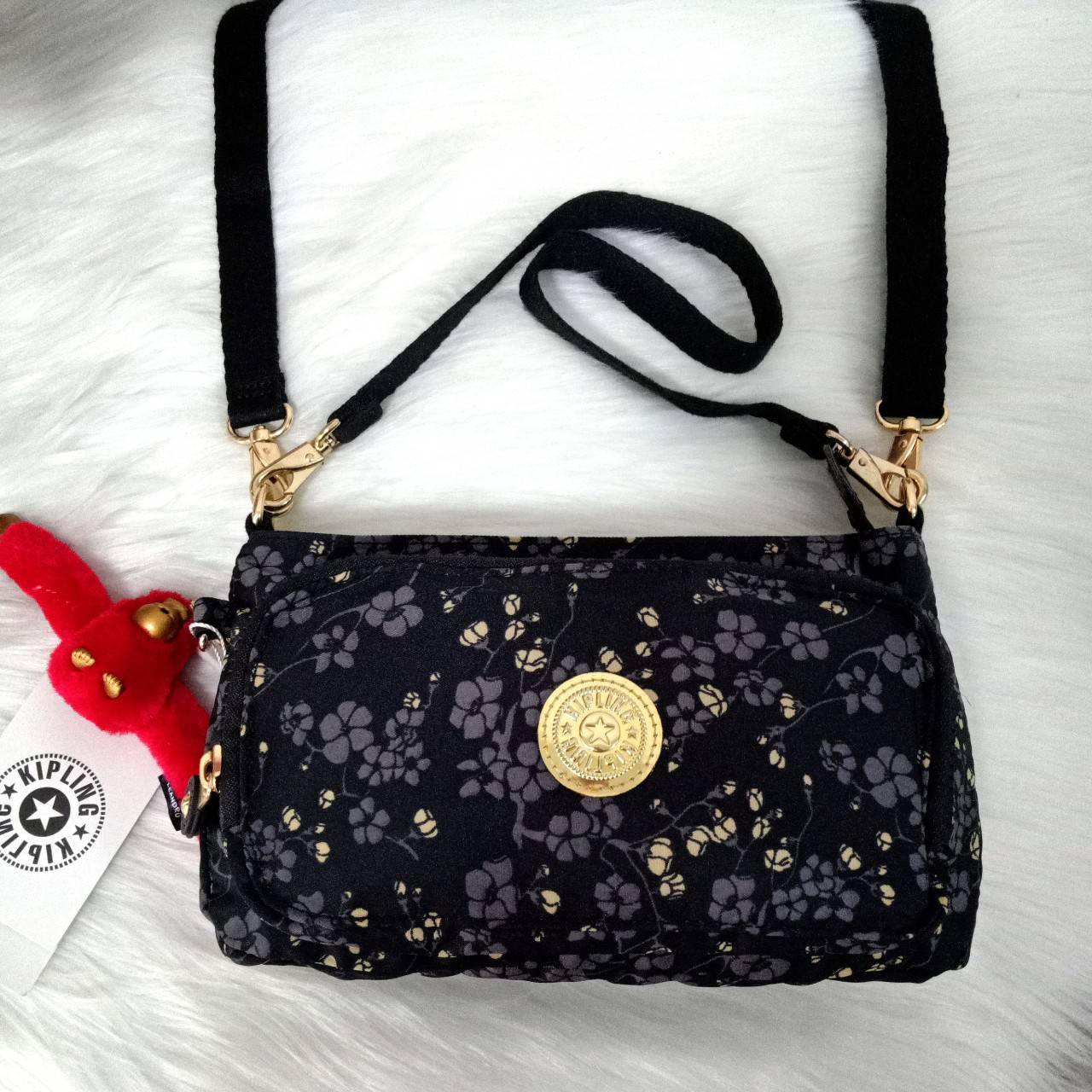 กระเป๋าสะพาย Kipling คิปลิ้ง คิบลิง KIPLING Basic MYRTE Convertible bag