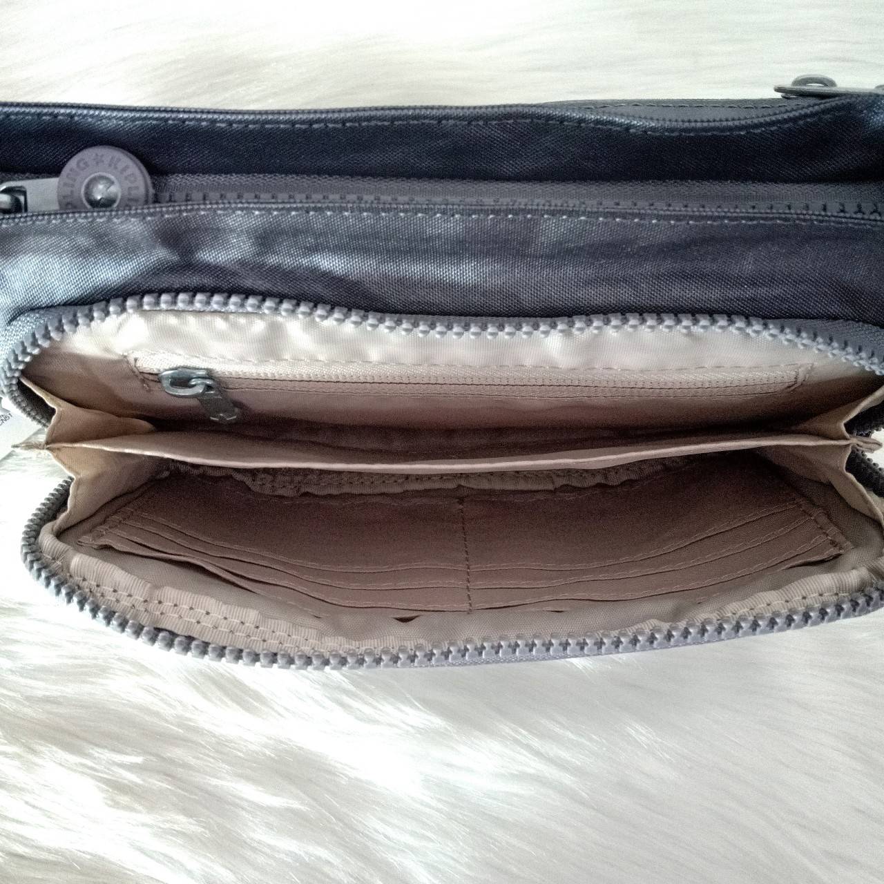 กระเป๋าสะพาย Kipling คิปลิ้ง คิบลิง KIPLING Basic MYRTE Convertible bag