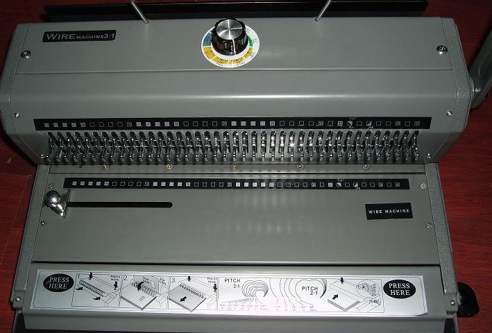 เครื่องเข้าเล่มสันห่วงเหล็กwire bindingรุ่น WD2008 แบบ3:1