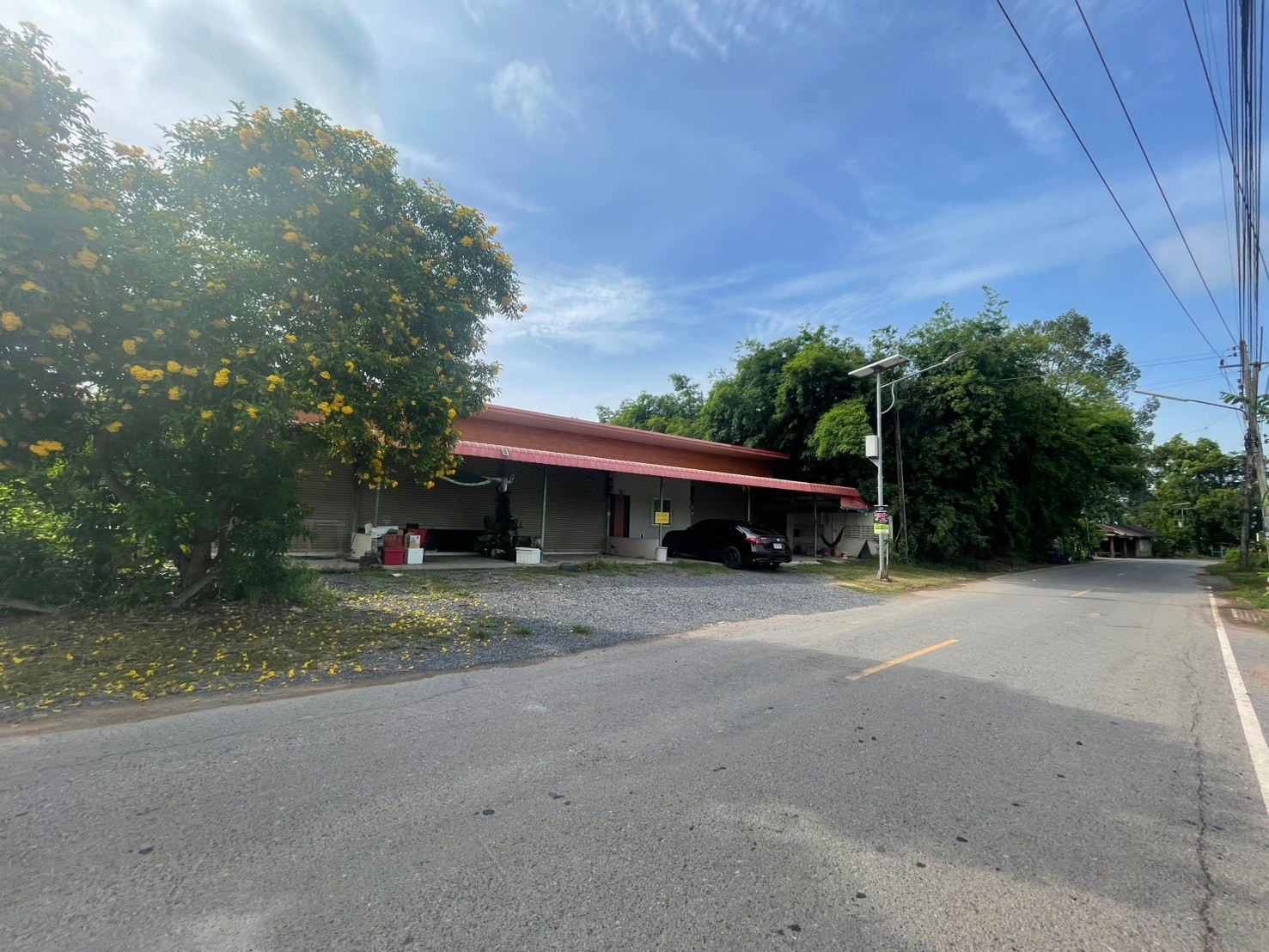 ขายธุรกิจห้องเช่า!!! 5ห้อง 140 ตารางวา มี 5ห้อง แอร์ เต็มหมด เก็บค่าเช่าต่อได้เลย บ้านเหล่าเดิ่น ปากพลีนครนายก