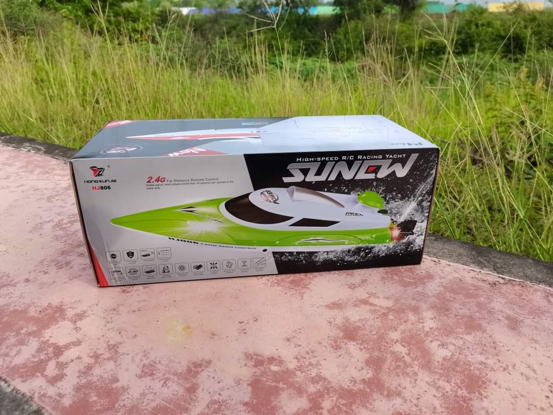 เรือบังคับวิทยุความเร็วสูง HJ-806 47Cm 2.4G RC 30Km/H แบตเตอร์+ชุดชร์าจ พร้อมเล่น ระบบระบายความร้อนด้วยน้ำ