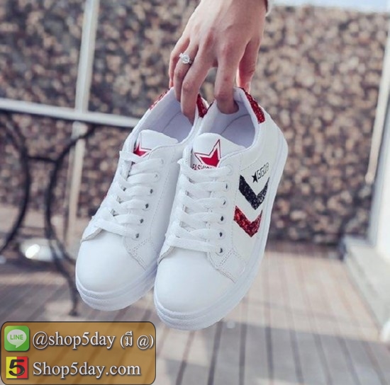 รองเท้าผ้าใบ สไตล์เกาหลี ตกแต่งลายเก๋ๆ (แถบแดง)