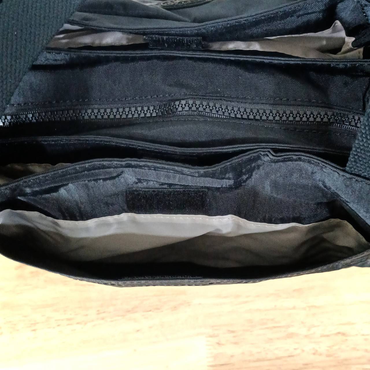 Kipling Felix กระเป๋าถือ กระเป๋าคิปลิ้ง สะพาย