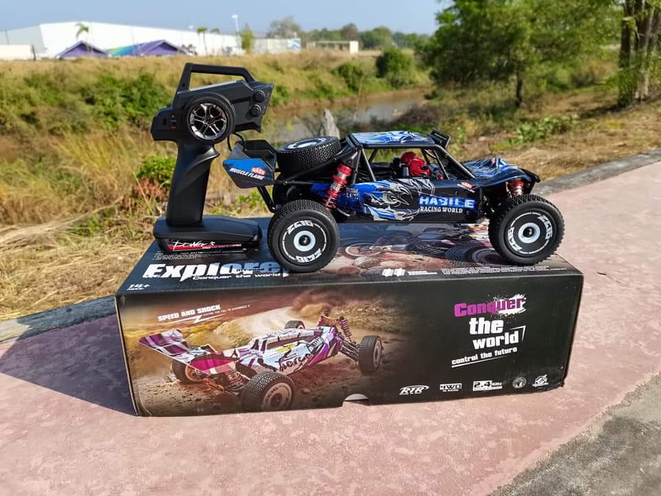 รถบังคับวิทยุ: Wltoys Item No:124018 มาตราส่วน: 1/12 ความเร็วสูงสุด: 60 กม. / ชม ระบบพลังงาน ESC: แผงวงจรรวม Motor:550 brushed motor