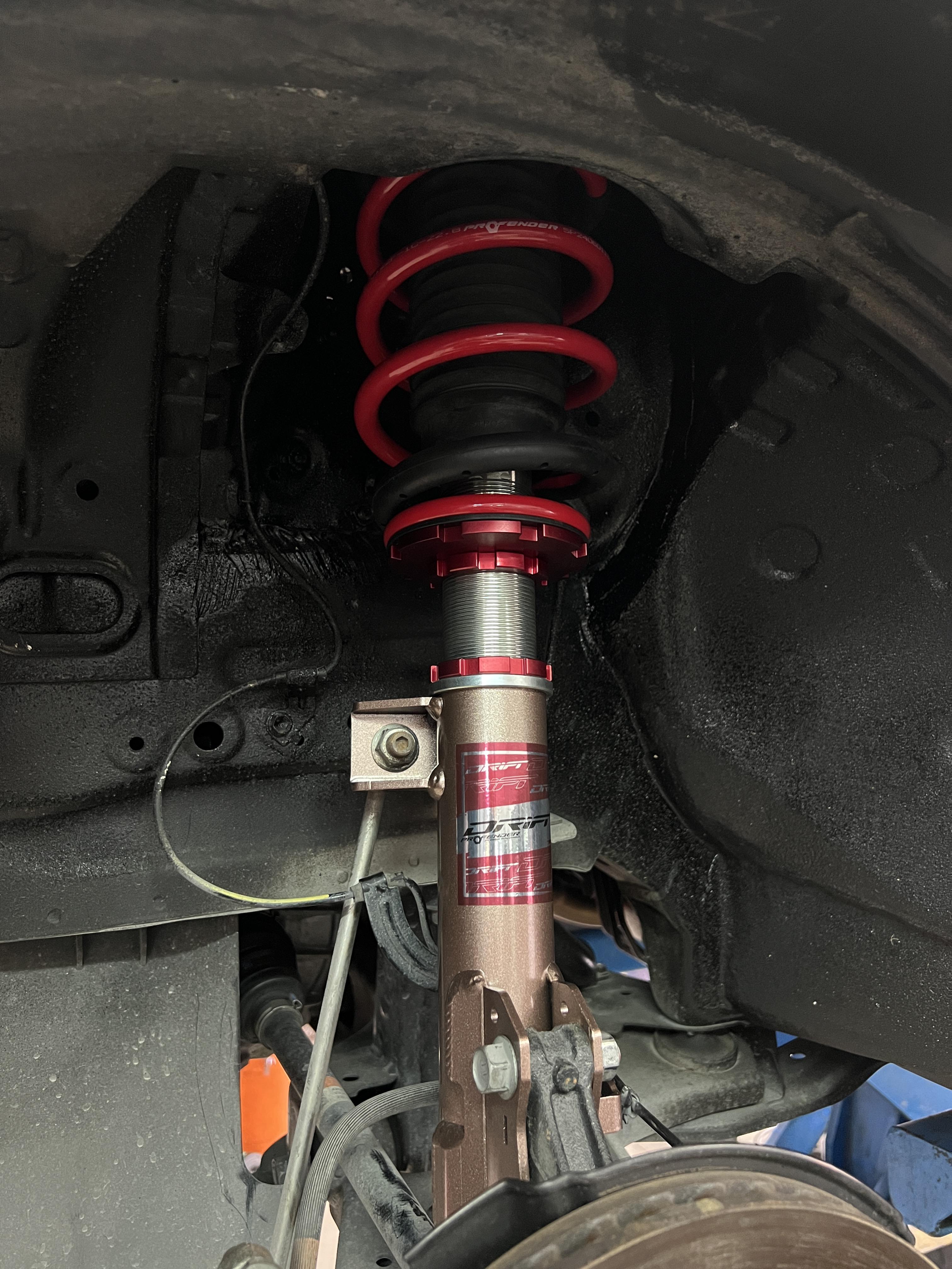 TOYOTA VELOZ เข้ารับบริการอัพเกรดช่วงล่าง แก้ไขอาการโยนส่าย เพิ่มความหนึบ นวล [+] PROFENDER DRIFT SERIES *เพื่อความรวดเร็วนัดหมายก่อนเข้ารับบริการครับ 𝙊𝙪𝙧 𝙎𝙚𝙧𝙫𝙞𝙘𝙚 บริการทางร้านเรารับทำอะไรบ้าง 👉มียางรถยนต์ทุกยี่ห้อให้เลือกซื้อ 👉โช้คอัพ สปริง 👉เช็คช่วงล่าง แก้ปัญหาให้ตรงจุด 👉ติดตั้งยางแบบไร้รอย 100% 👉บริการสลับยาง ตามอายุ 👉บริการล้างลิ้นปีกผีเสื้อ 👉บริการเช็คระยะรถยนต์ 👉เปลี่ยนถ่ายของเหลวทั้งระบบ 👉ตั้งศูนย์ด้วยเครื่อง HUNTER นำเข้าจาก USA สอบถามข้อมูลเพิ่มเติม หรือนัดหมายเข้ารับบริการ ☎️ : 08-6569-1915 ☎️ : 08-6544-5963 Line id : @88rw Facebook : https://www.facebook.com/88rwtire Location : https://goo.gl/maps/HrNUAZXPN94KvxZ98? #รถยนต์มีปัญหาไม่รู้ต้องแก้ตรงไหน ทางเรายินดี ตรวจหาปัญหาและหาวิธีแก้ บอกลูกค้าก่อนลงมือทำเสมอราคาเป็นธรรม #ProfenderDrift