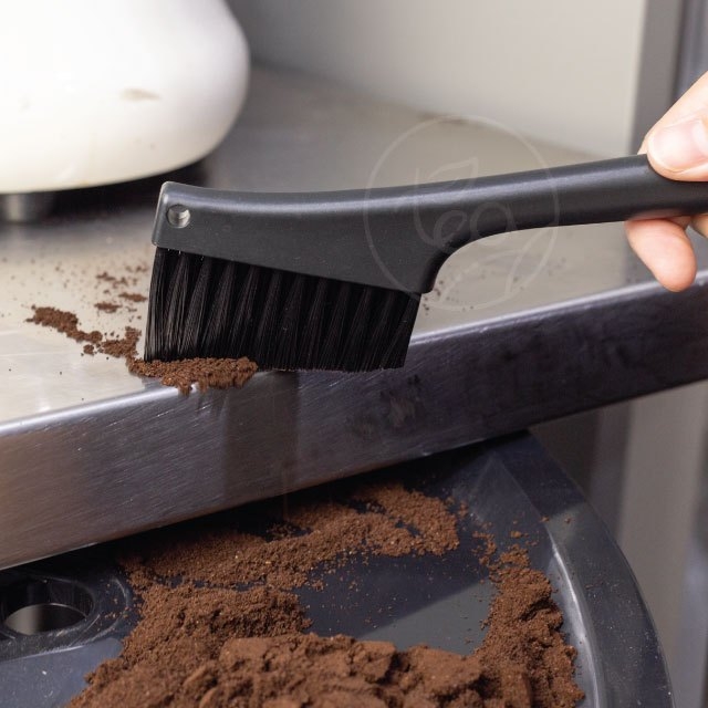 แปรงปัดผงกาแฟ 2 หัว แปรง ทำความสะอาด หัวชงกาแฟ บรรจุ (1 ชิ้น) จำหน่ายโดย ทีอีเอ