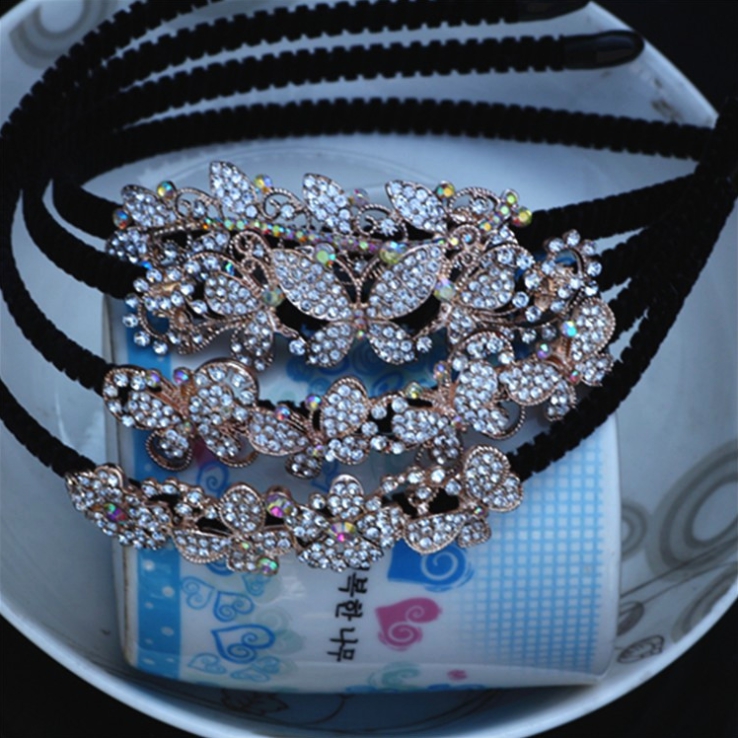คาดผมประดับเพชร รูปผีเสื้อสวยเก๋เหมือนแบบ ใส่ประดับออกงานได้เลย ใช้ได้ทุกขนาด