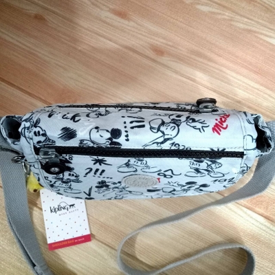 กระเป๋าสะพาย Kipling CROSSBODY BAG วินเทจอ่ะ