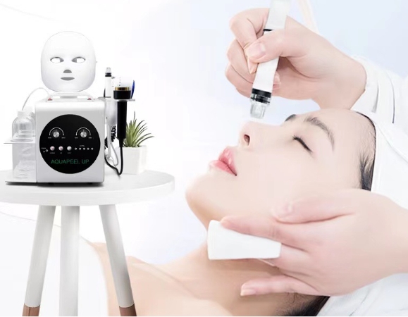 เครื่องโฟมล้างหน้าฟองเล็ก 5 หัวรุ่นใหม่จากเกาหลี ช่วยดูดซับสิวหัวดำ ฉีดออกซิเจน และเติมน้ำให้ผิวสำหรับร้านเสริมสวย