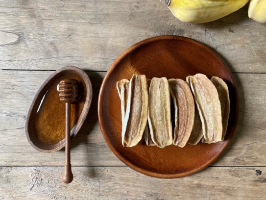 กล้วยน้ำว้าอบธรรมชาติ Lady Banana กล่องใหญ่ 400 กรัม 150 บาท : Healthy Hut