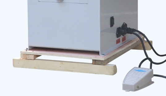 เครื่องตัดมุมบัตร PVC รุ่นBYON 80MM