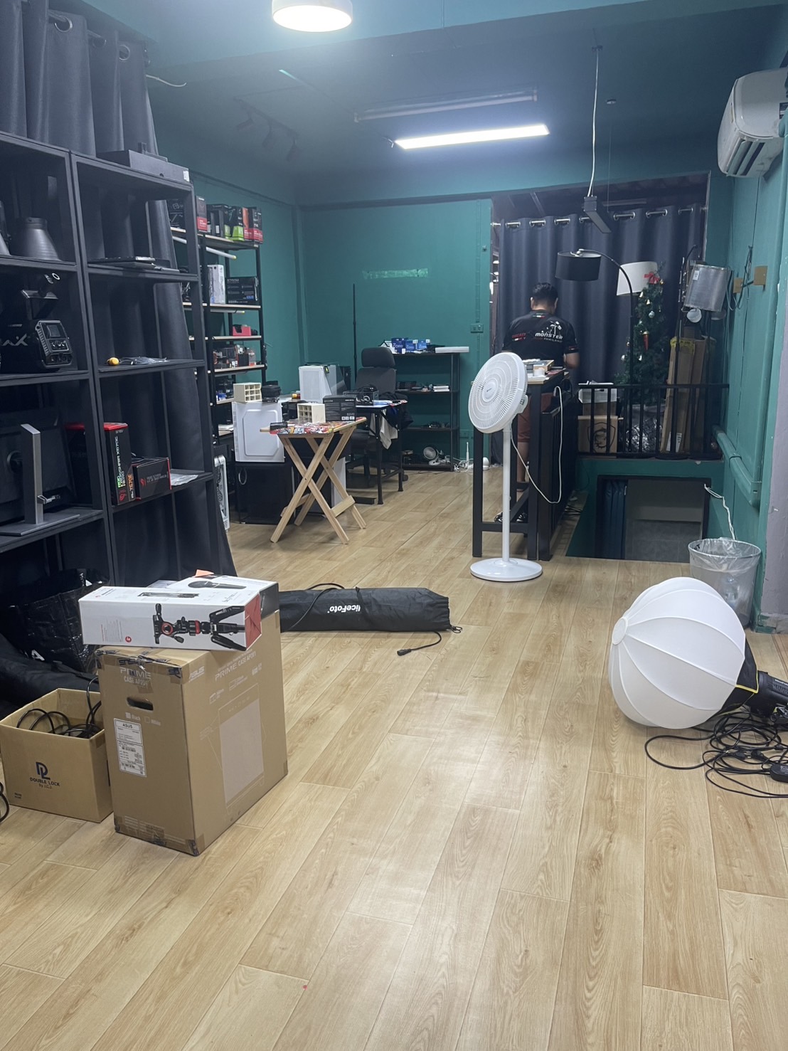 ขายอาคาร 15 ตารางวา 3 ชั้นต่อเติมเต็ม รามอินทรา671 เข้าซอย 150 เมตร ใกล้รถไฟฟ้า 200 เมตร(กม.6) 3นอน 3 น้ำ ใกล้ตลาด