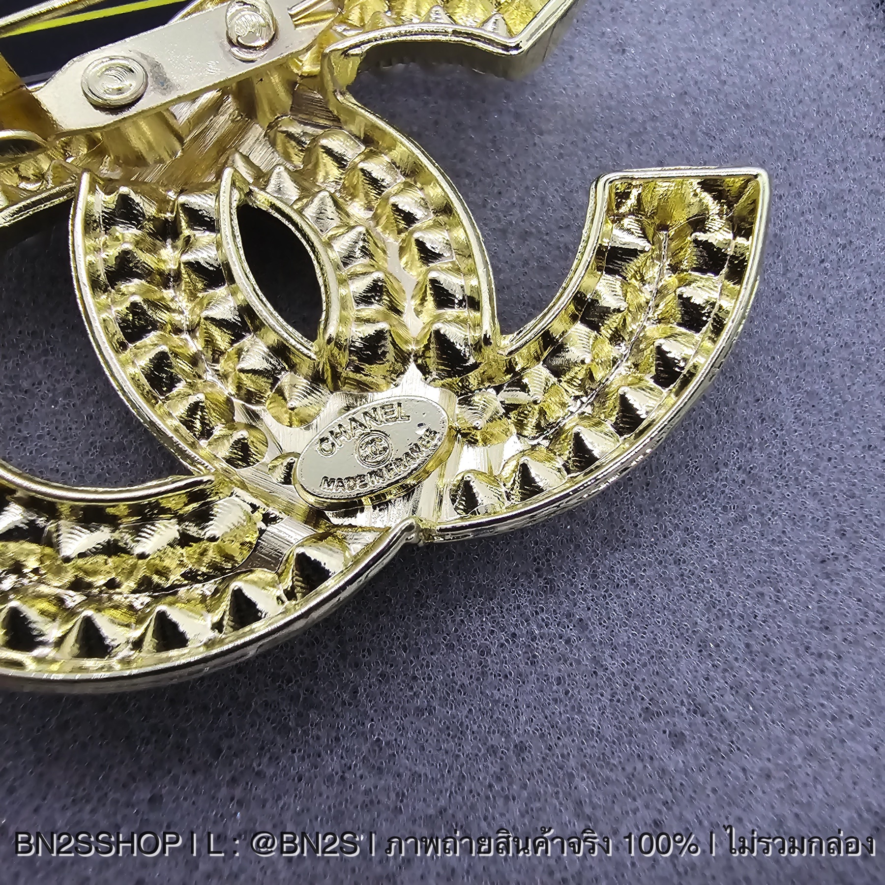 Chanel CC Logo Brooch เข็มกลัดชาแนล ประดับไข่มุก จี้ CC งานปั๊มหลัง
