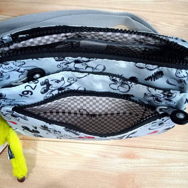 กระเป๋าสะพายkipling ผ้าไนล่อน คิปลิ้ง กระเป๋าคิปริ้ง outlet แท้