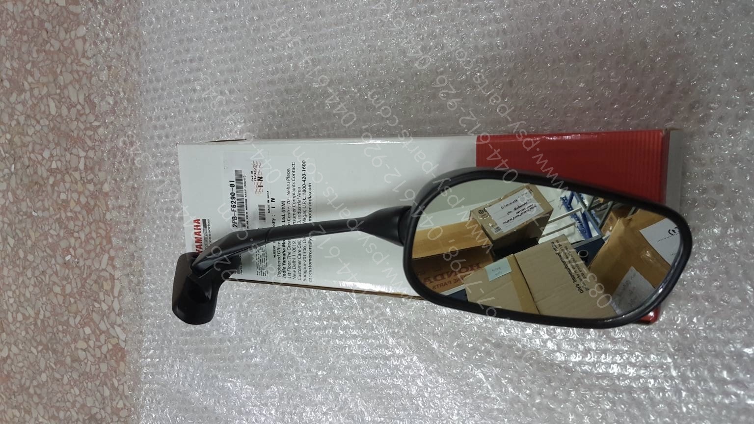 กระจกส่องหลัง YZF/R 15 แท้ๆ ขวา-ดำ 2PB-F6290-01
