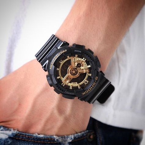 Casio G-shock ชาย GA-110RG-1ADR