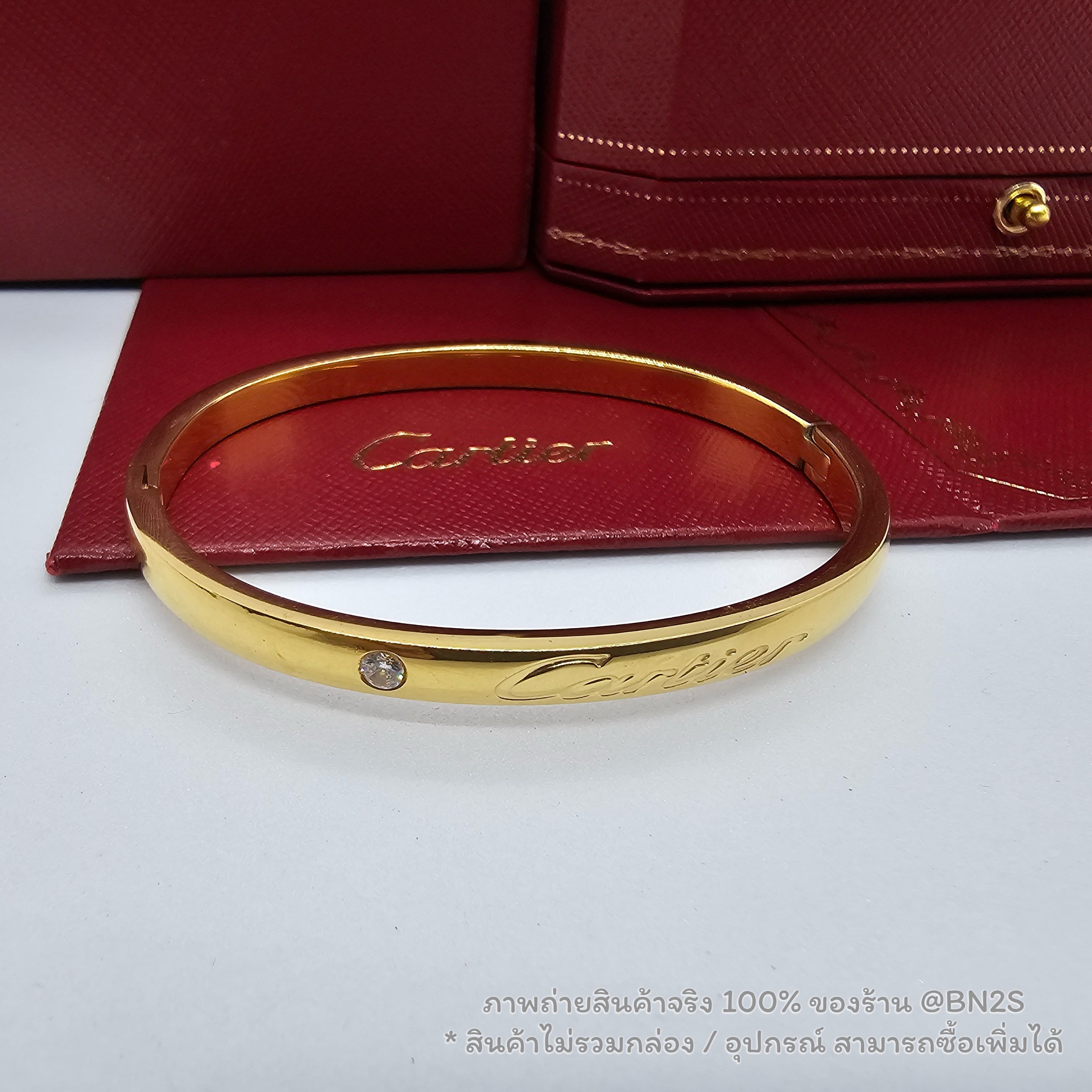 สีทอง | กำไลข้อมือคาเทีย CT LOGO BRACELET ขนาด 17 ซม. งานปั๊มโลโก้คาร์เทีย ติดเพชร 1 เม็ด มี 3 สีให้เลือก พร้อมส่งในไทย ไม่รวมกล่อง อุปกรณ์