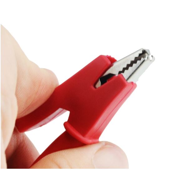ปากคีบจระเข้ ใช้ร่วมกับปลั๊กกล้วย 4mm สีเหลือง Half Sheath Round Alligator Grip Test Clip Probe Alligator Test Pen 4mm Banana Plug Cable Open 10mm current max 30A yellow color