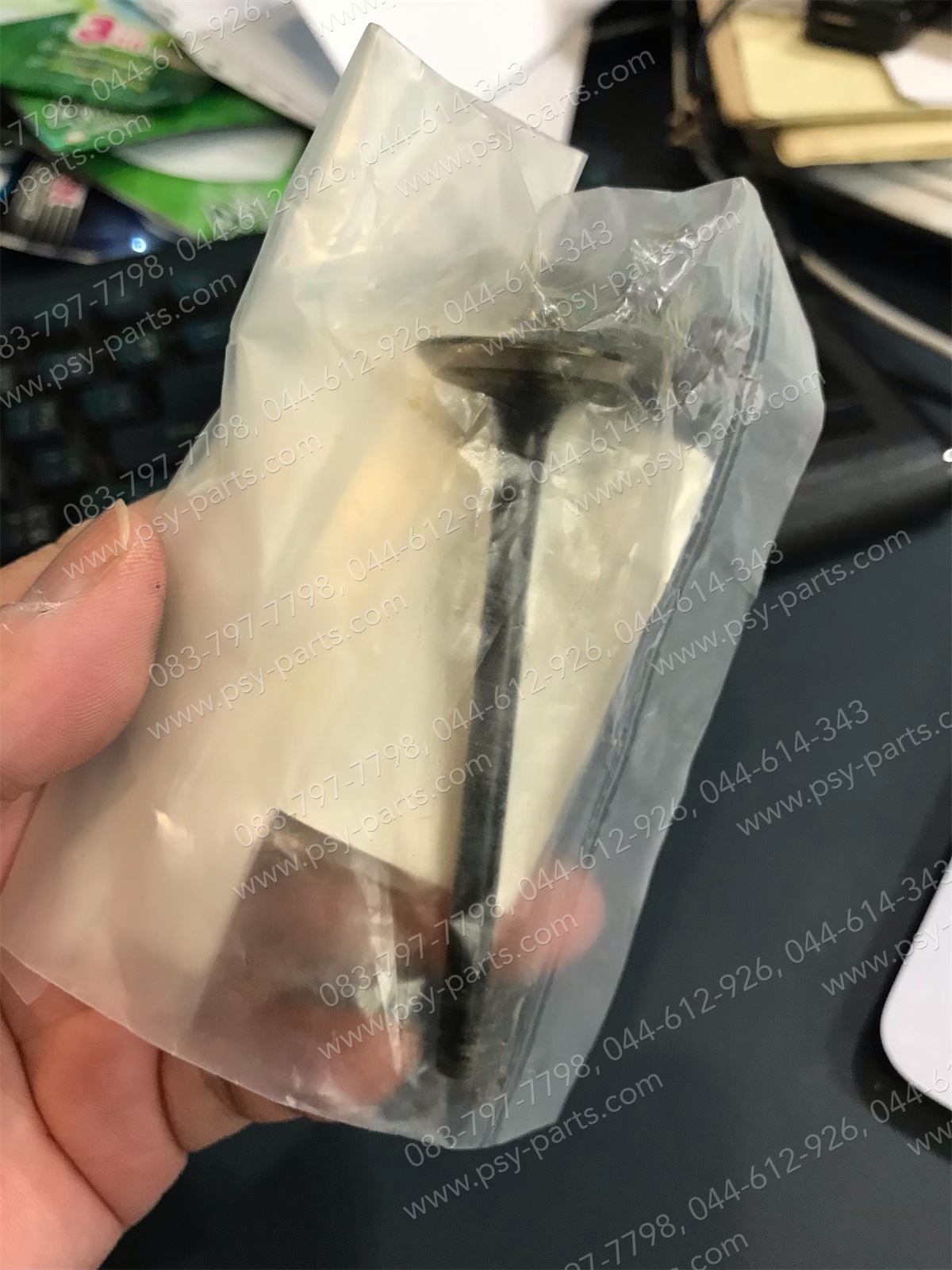 วาล์วไอเสีย KAZE 150 แท้ๆ 12005-0725