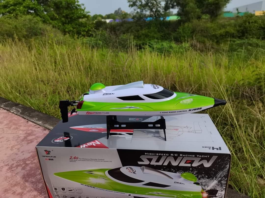 เรือบังคับวิทยุความเร็วสูง HJ-806 47Cm 2.4G RC 30Km/H แบตเตอร์+ชุดชร์าจ พร้อมเล่น ระบบระบายความร้อนด้วยน้ำ