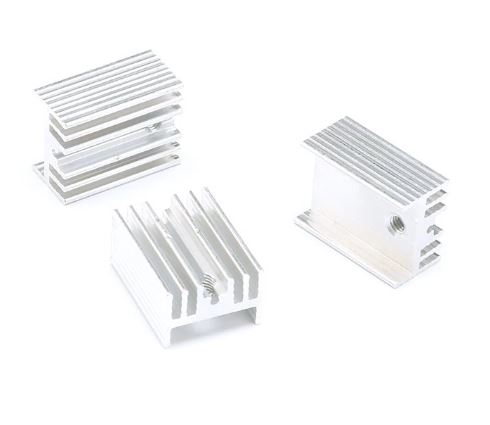 แผ่นระบายความร้อน Heatsink 20*15*10mm. Anodized Aluminium Heat Sink For Power Transistor TO-126 TO-220 size 20x15x10mm.