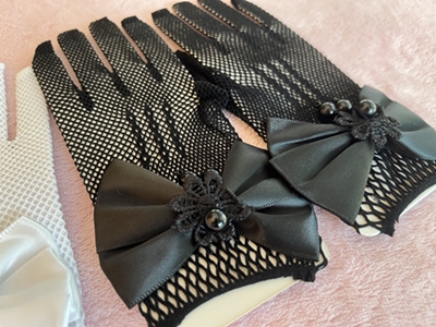 ถุงมือเด็กออกงานสีดำตาข่ายยืด 4-15 ขวบ แบบฟรีไซส์ แต่งโบว์สวย