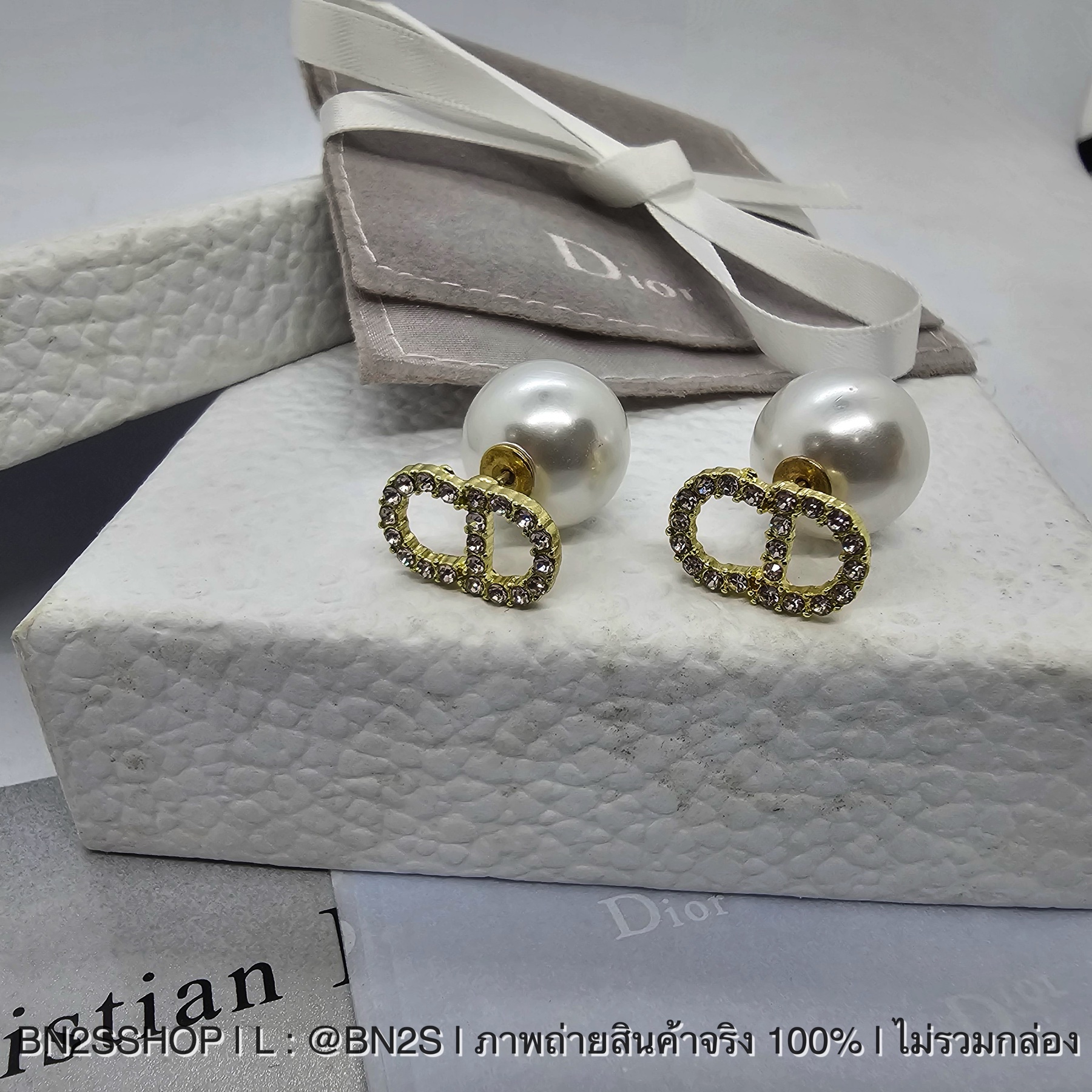 Dior Tribles Pearl CD Earrings ต่างหูจี้ CD ทับหลังไข่มุก
