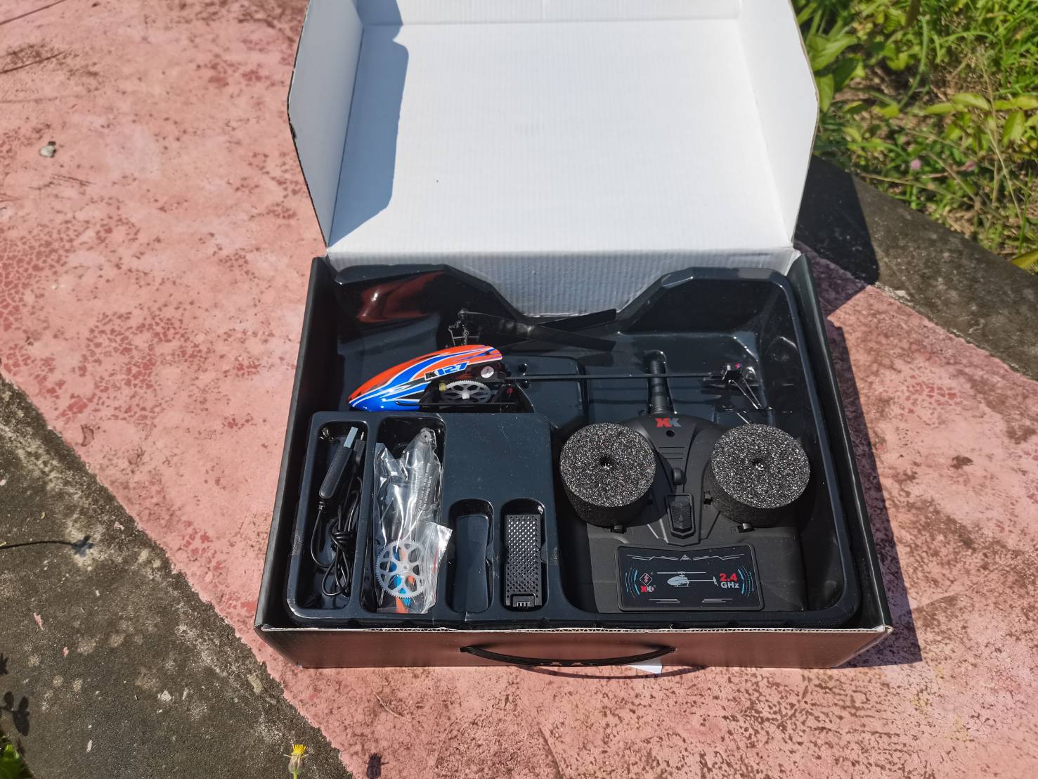 WL-TOYS XK K127 EAGLE เฮลิคอปเตอร์บังคับวิทยุ 4 CH ระบบ FBL 2.4GHZ สินค้าชุดพร้อมเล่น