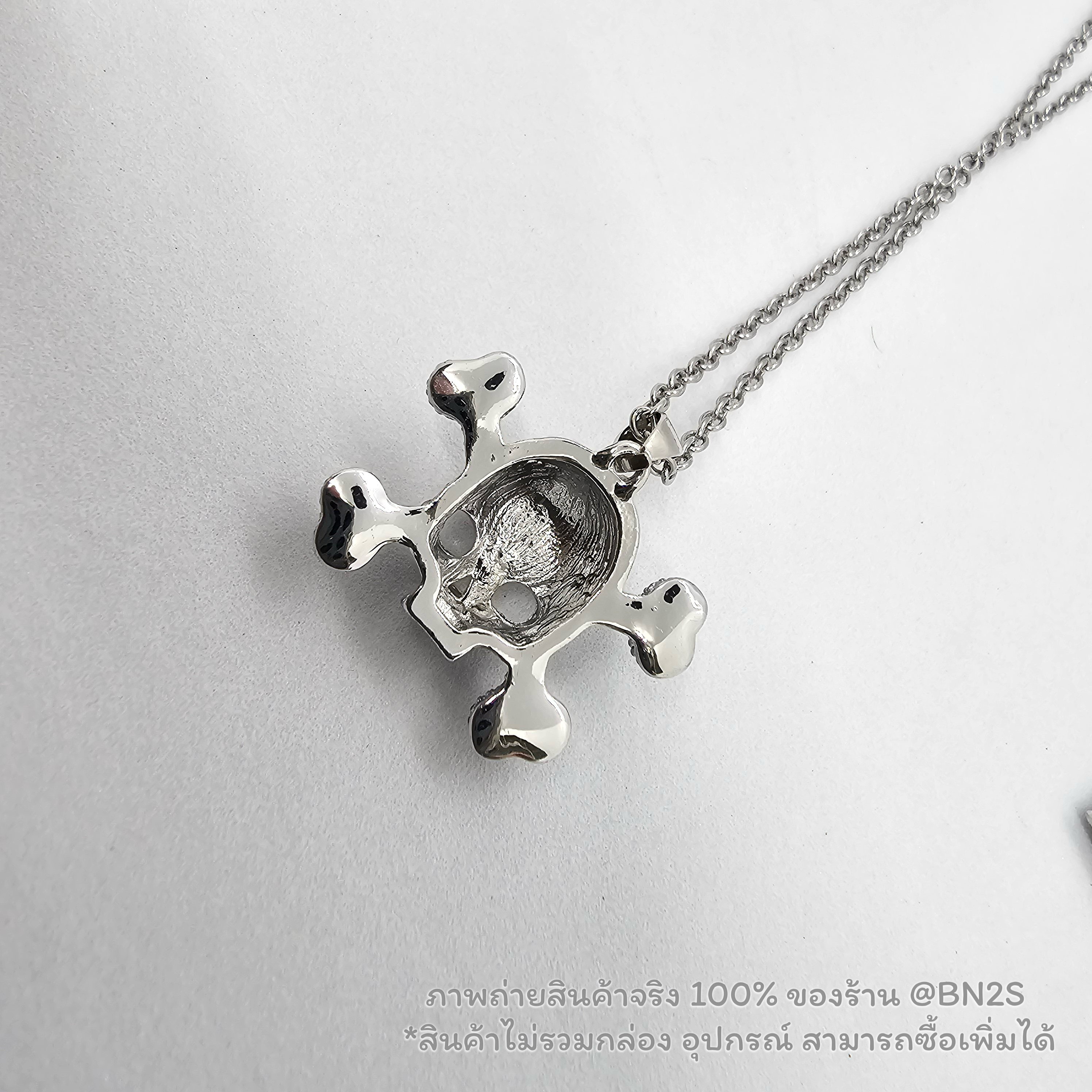 Vivienne Westwood Skull Necklace สร้อยคอรูปหัวกะโหลก วิเวียน เวสวู๊ด ประดับคริสตัล อะไหล่สีเงิน พร้อมส่งในไทย ความยาว 40 ซม. เพิ่ม 5 ซม. ไม่รวมกล่อง อุปกรณ์